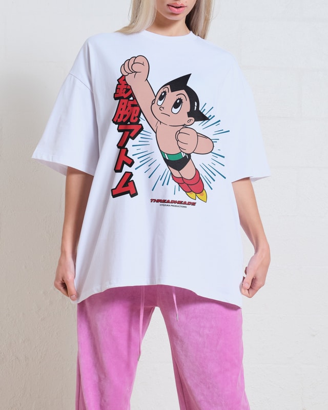 Astro Boy Flight Oversized Graphic Tee Unisex 90s Boxy Fit 100% Combed Cotton